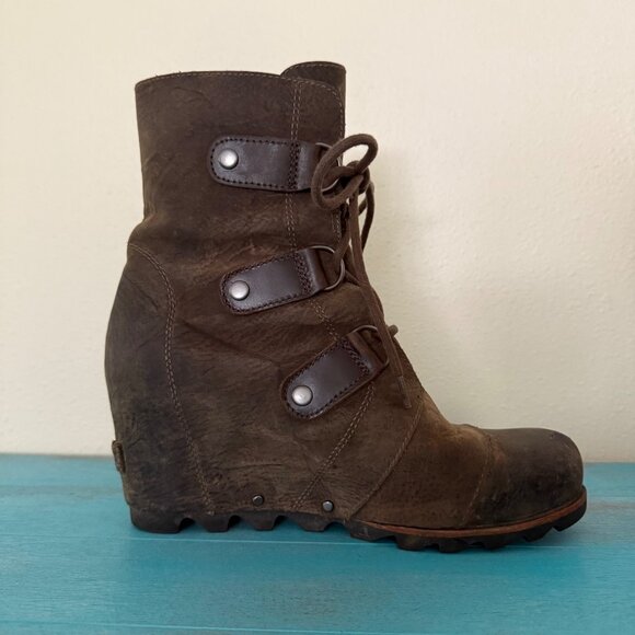 SOREL 'Joan Of Arctic II Wedge' Distressed Brown Leather Jace Up Boots US 8 - Picture 6 of 8